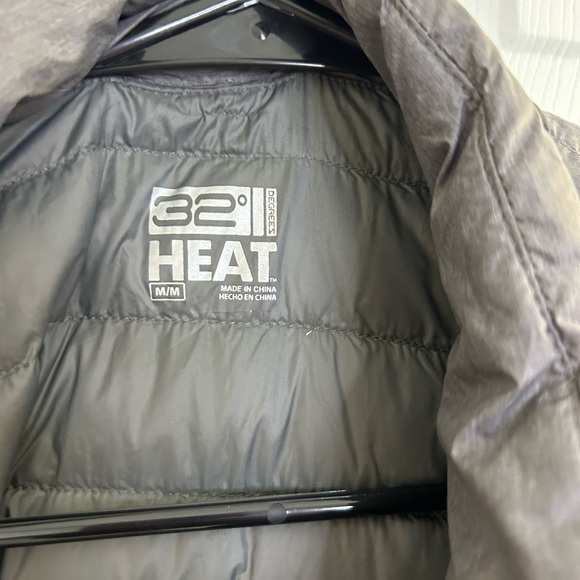 32 Degree Heat Black Ultra Light Full Zip Puffer Jacket Men’s Size M Gray Down - Picture 6 of 10